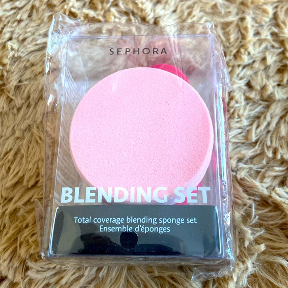 🆕 Sephora blending sponge set.